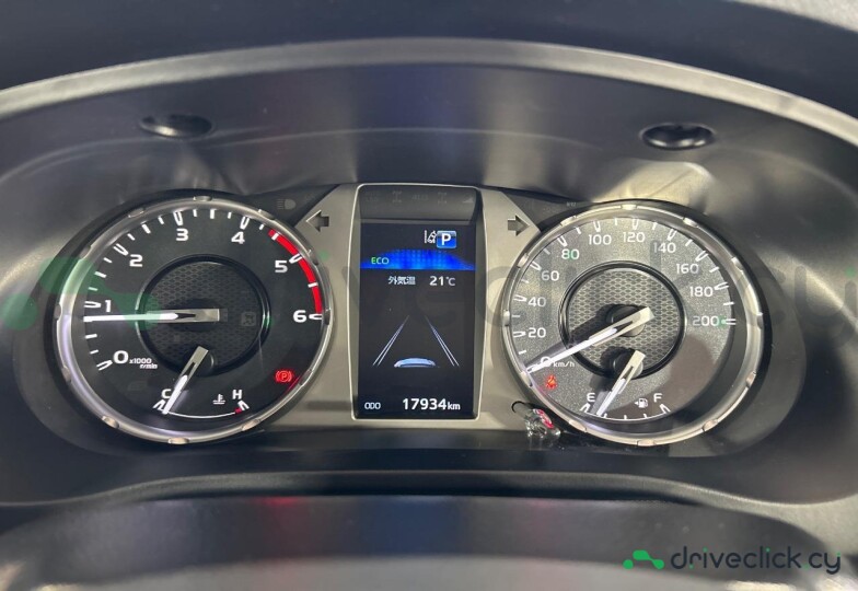 Toyota Hilux White