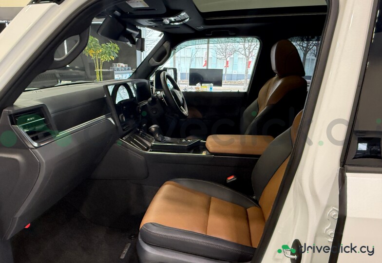 Lexus GX White
