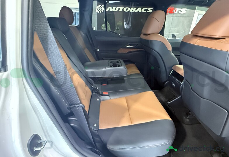 Lexus GX White