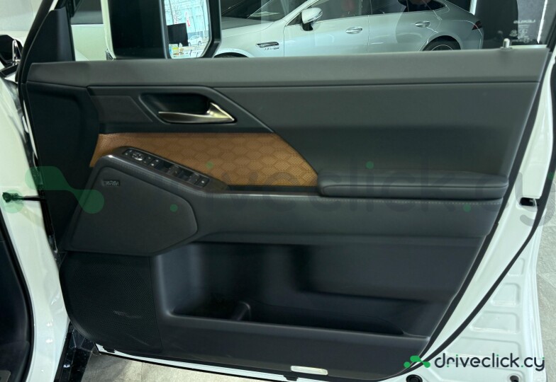 Lexus GX White