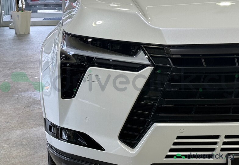 Lexus GX White