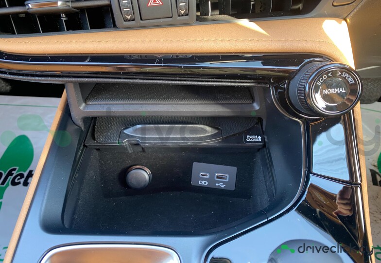 Lexus NX White