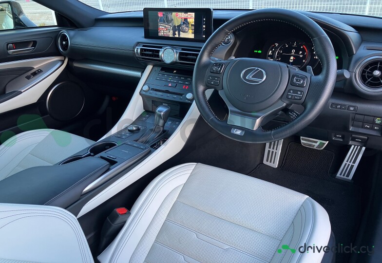 Lexus RC Белый