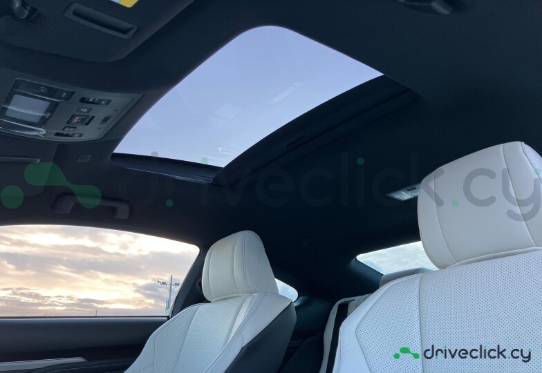 Lexus RC Белый