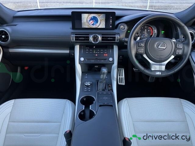 Lexus RC Белый