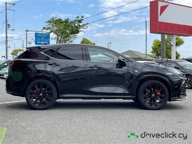 Lexus NX Black