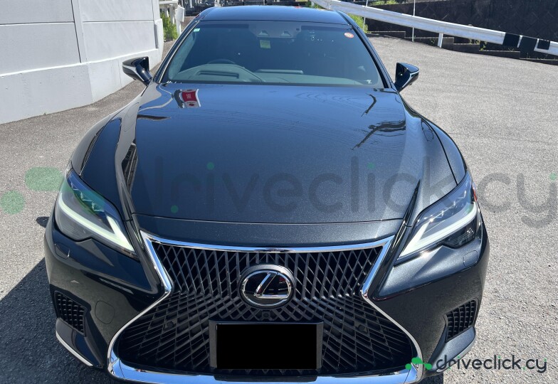 Lexus LS Black