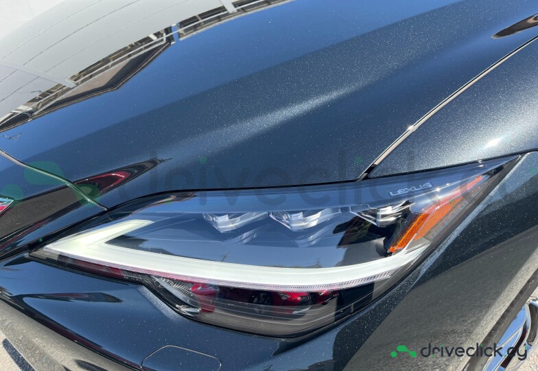 Lexus LS Black