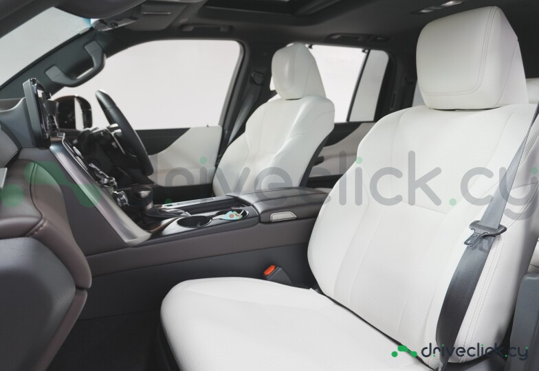 Lexus LX Black