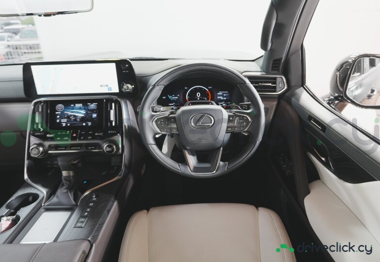 Lexus LX Black