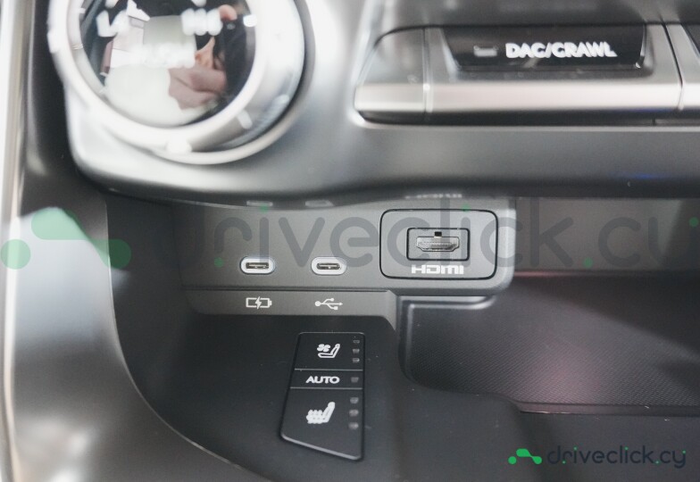 Lexus LX Black