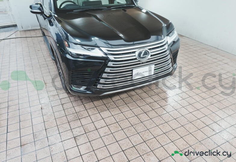Lexus LX Black
