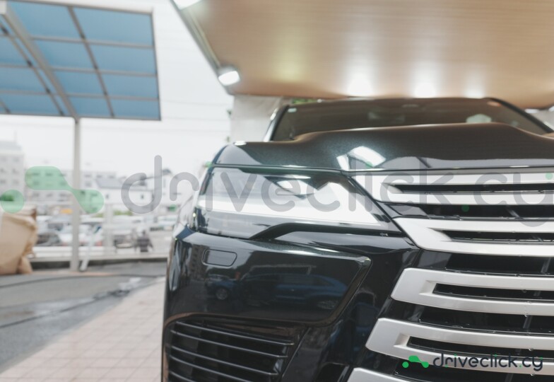 Lexus LX Black