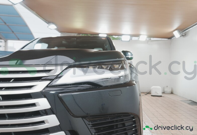 Lexus LX Black