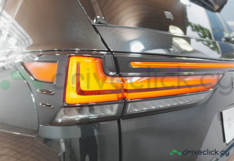 Lexus LX Black