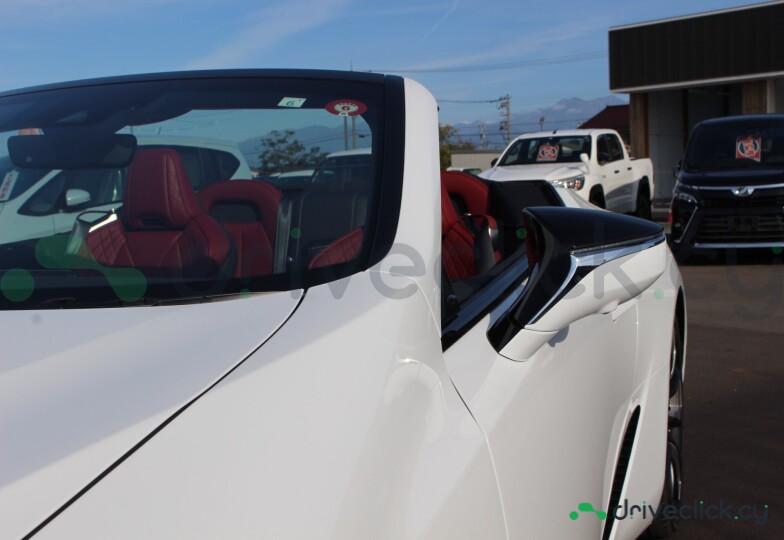 Lexus LC White