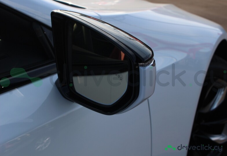 Lexus LC White