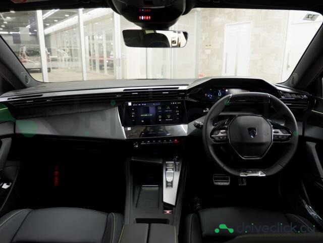 Peugeot 408 Red