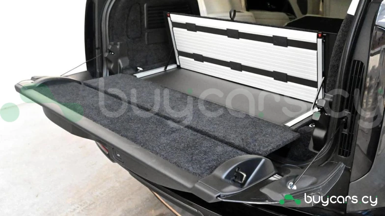 Land Rover Range Rover Серый