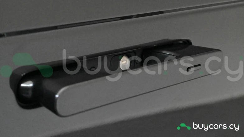 Land Rover Range Rover Серый