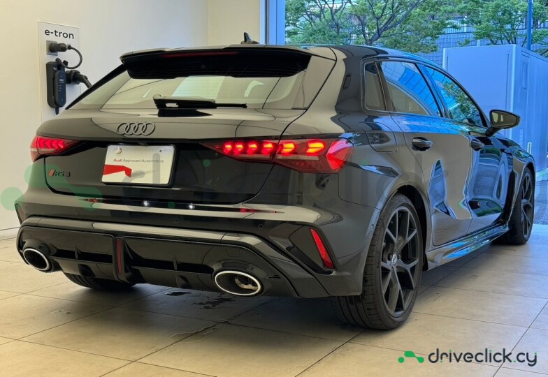 Audi RS3 Black