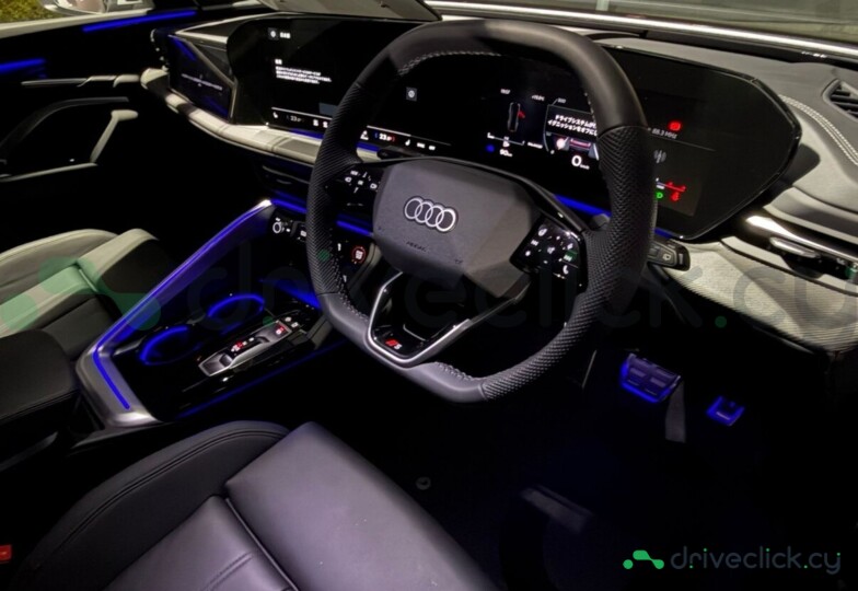 Audi SQ5 Grey
