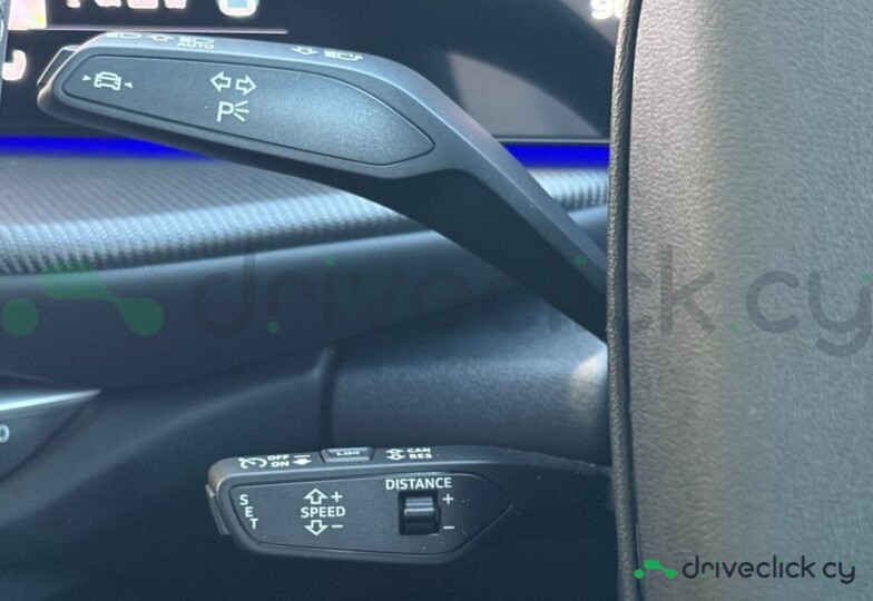 Audi SQ5 Grey