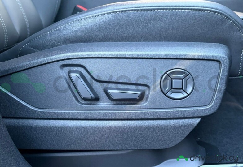 Audi SQ5 Grey