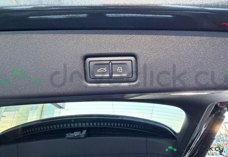 Audi SQ5 Grey