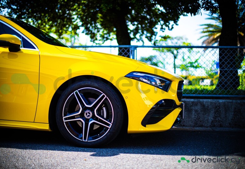 Mercedes A-class Yellow