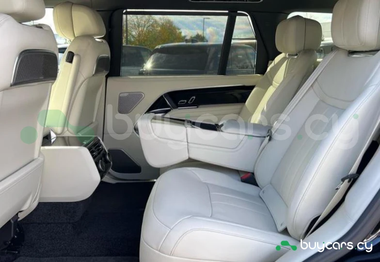 Land Rover Range Rover Black