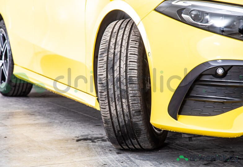 Mercedes A-class Yellow