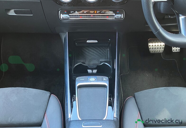 Mercedes B-class White