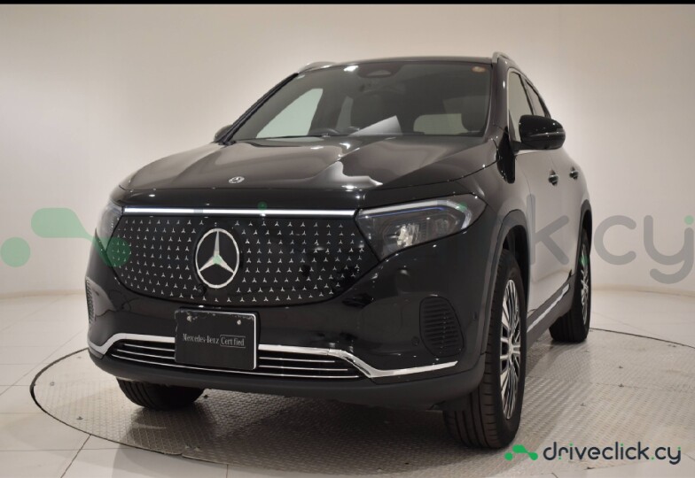 Mercedes EQA Black