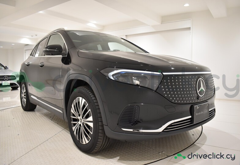 Mercedes EQA Black