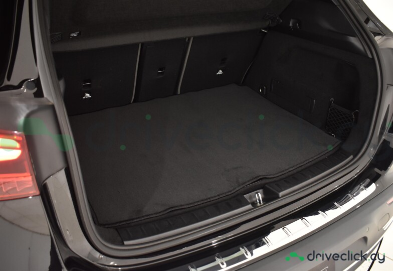 Mercedes EQA Black