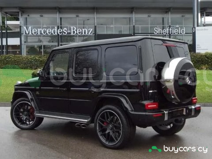 Mercedes G-class Black