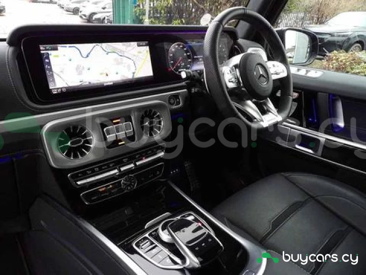 Mercedes G-class Black