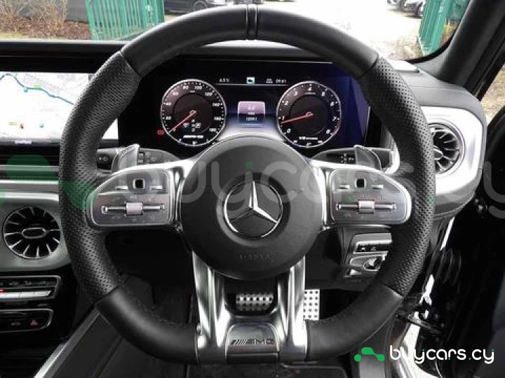 Mercedes G-class Black