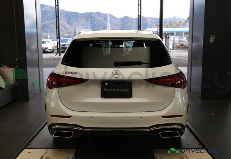 Mercedes C-class White