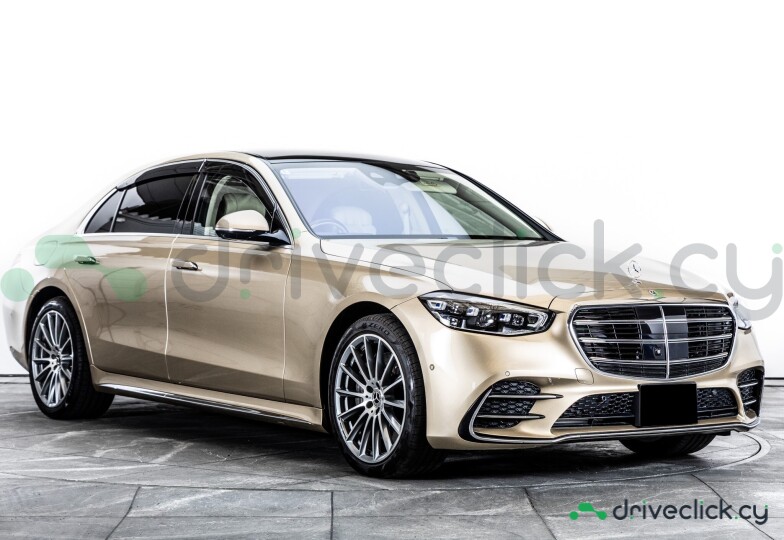 Mercedes S-class Gold