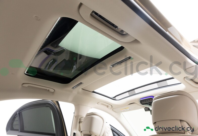 Mercedes S-class Gold