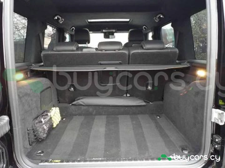Mercedes G-class Black