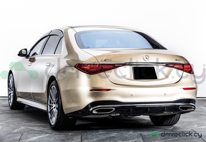 Mercedes S-class Gold