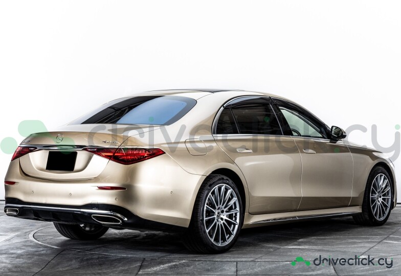 Mercedes S-class Gold