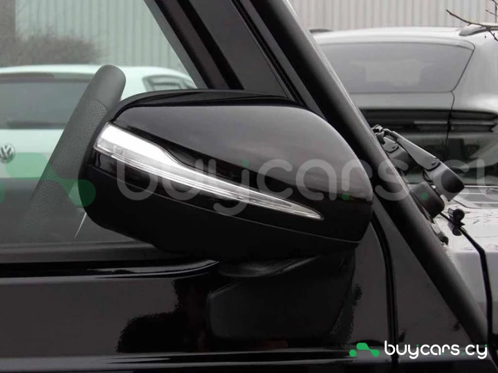 Mercedes G-class Black