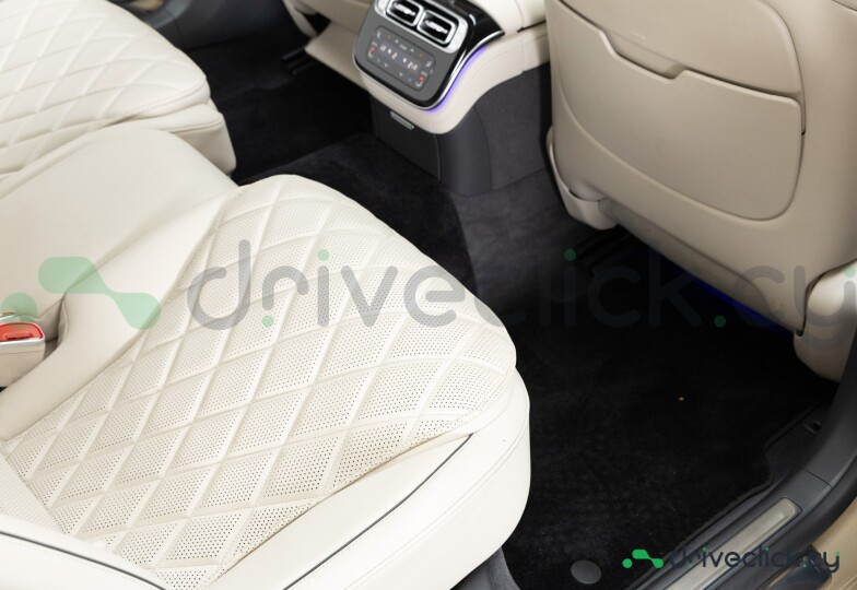 Mercedes S-class Gold