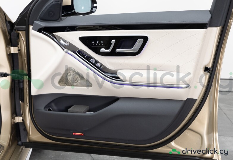 Mercedes S-class Gold