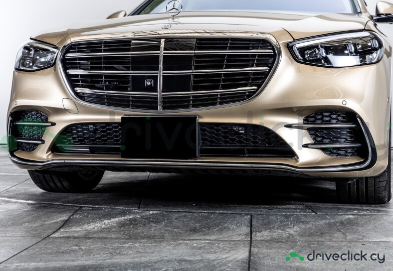 Mercedes S-class Gold