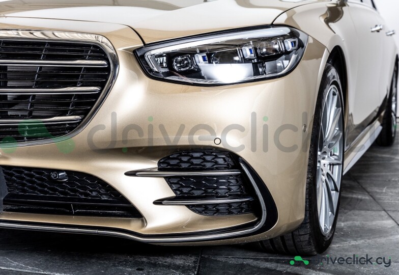 Mercedes S-class Gold